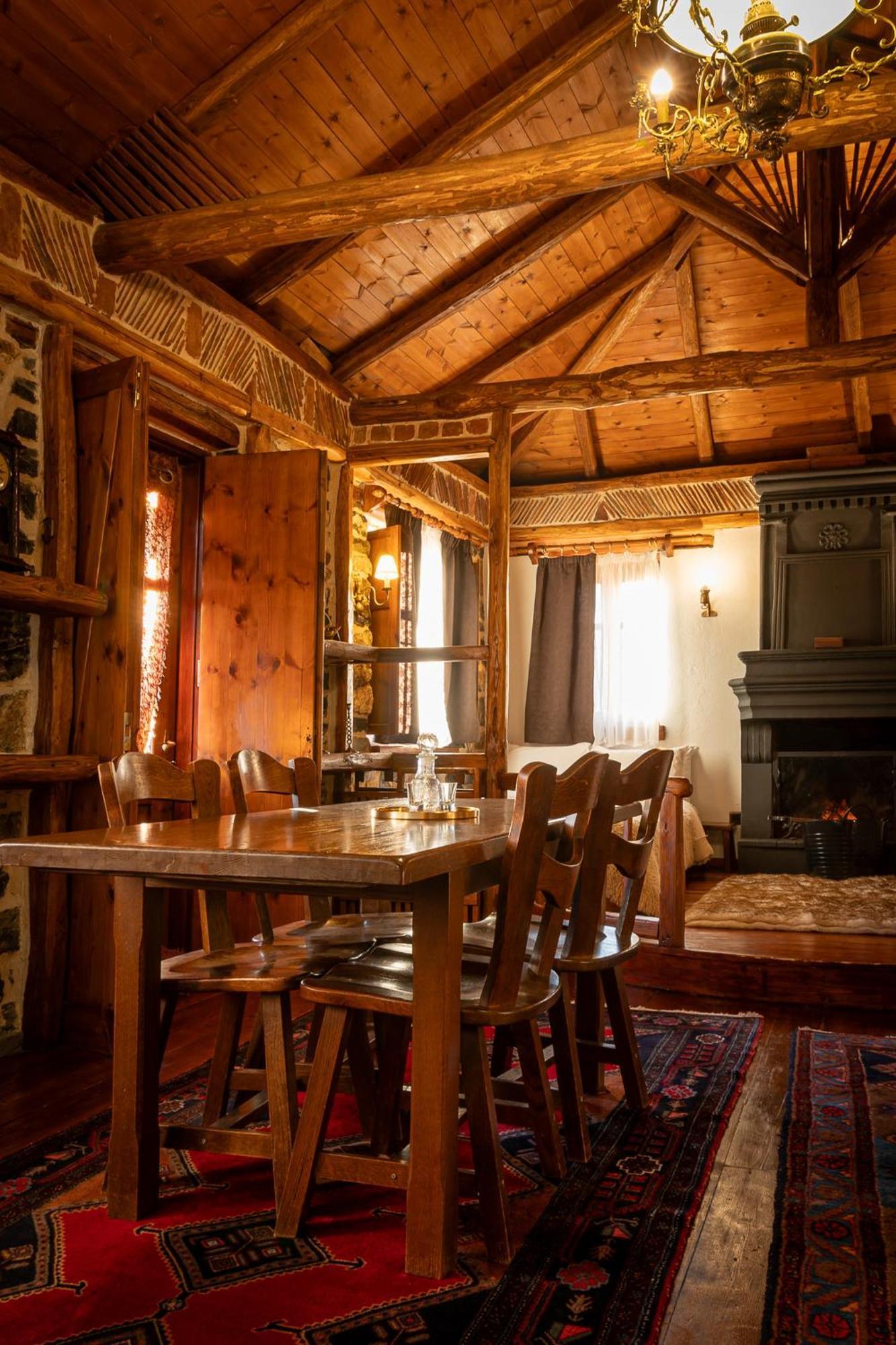 4 Seasons Premium Chalet Agios Athanasios  Ngoại thất bức ảnh